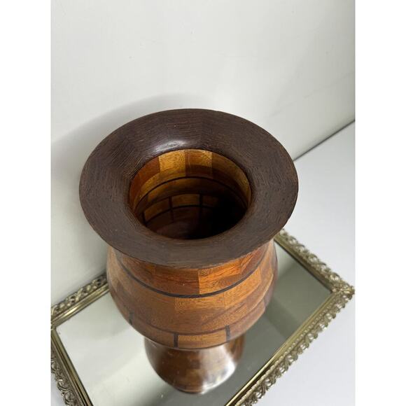 Stunning Large Vintage Segmented Wood Vase - Picture 4 of 8